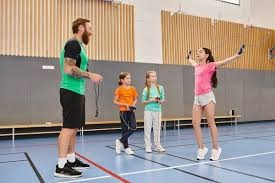 1.3亿天王隐身，阿森纳7连胜终结！利物浦3连平，英超争四白热化