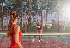 体坛联播｜斯洛特首度公开回应萨拉赫，曼联4比1大胜狼队