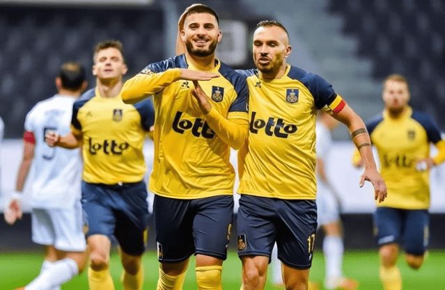 加蒂在场上 加蒂在场上