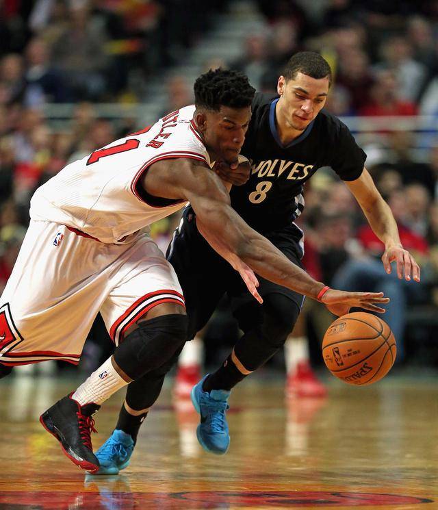 球迷们期待 球迷们期待